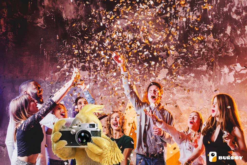The photobooth? The ideal birthday party animation to set the mood!